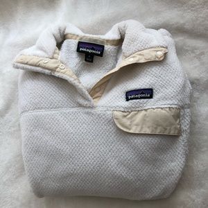 White Patagonia Pullover